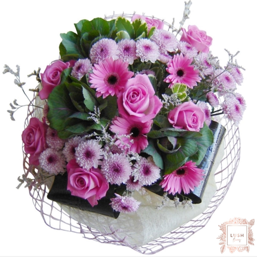 Buchet Trandafiri roz, Santini si Gerbera